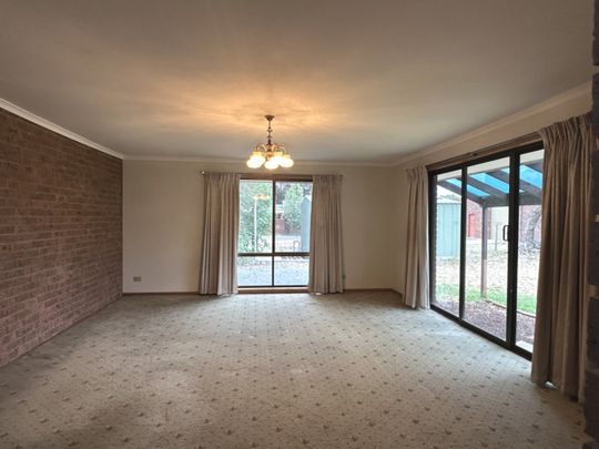 37 Marlboro, Kialla VIC 3631 - Photo 1