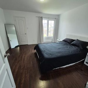 Proximité & Tranquillité ! Vaste 4 1/2 à louer Repentigny - Photo 2