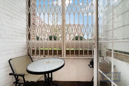 3 bedroom apartment to rent - Photo 3