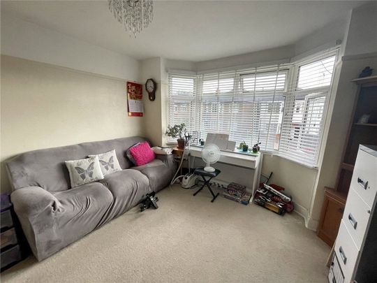 Barnes Crescent, Bournemouth, BH10 - Photo 1