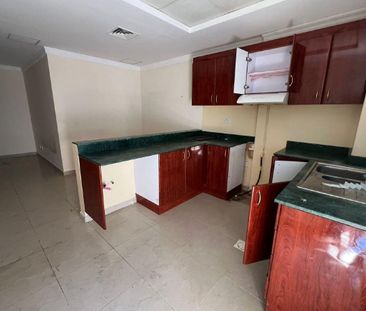 Free air conditioning, luxury three-bedroom apartm - Photo 4