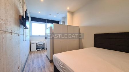 Studio to rent - Photo 2