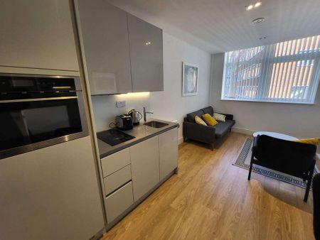 2 bedroom flat to rent - Photo 3