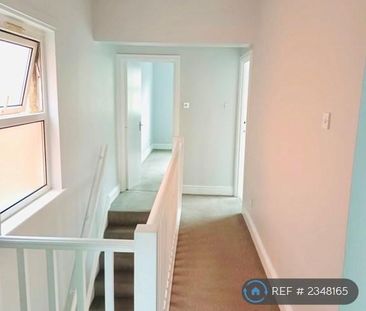 2 bedroom maisonette to rent - Photo 6