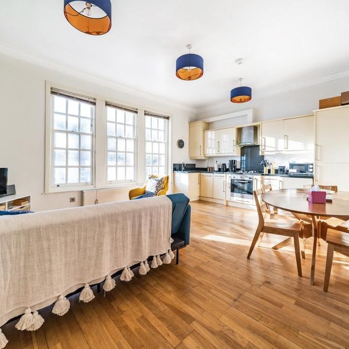 2 bedroom flat to rent - Photo 1