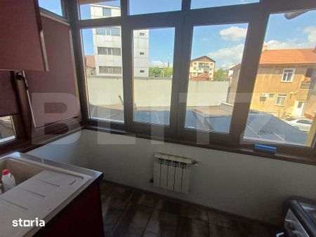 Apartament de inchiriat, cu 2 camere, 52 mp, zona ROMPETROL - Fotografie 4