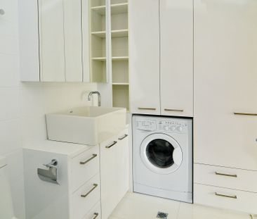 The Ultimate Furnished Studio! - Photo 3