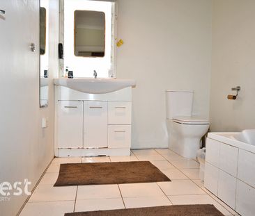 44 Bowen Road MOONAH - Photo 3