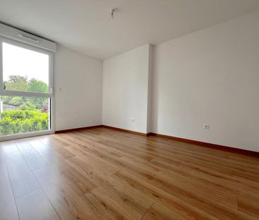 Location Appartement SAINT LOUIS 864 € CC - Photo 2