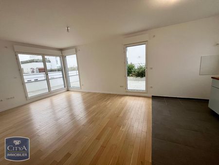 Location Appartement 4 pièces 107m² RUEIL MALMAISON 92500 - Photo 2