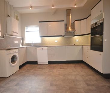 2 Bedroom Apartment To Let - Photo 6