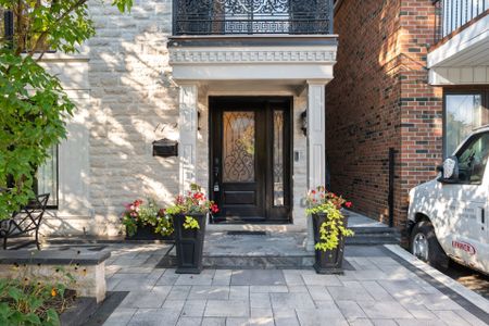 For Lease - 172 Humbercrest Boulevard Unit# Lower, Toronto, Ontario - Photo 4