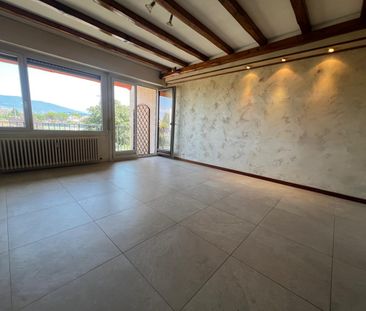 Location Appartement 3 pièces 77m² - Photo 3