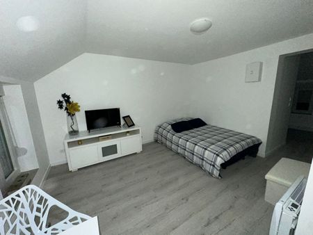 Location Appartement 1 pièce 22m² MAUBEUGE 59600 - Photo 4