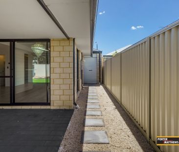 STUNNING HOME! - Photo 3