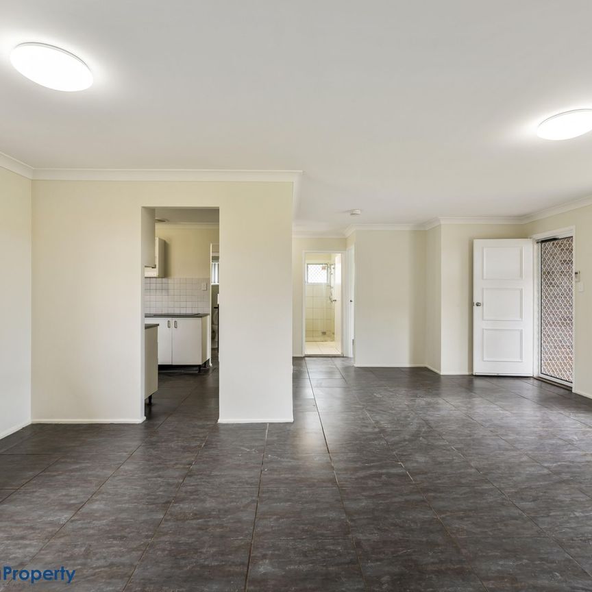Fresh, Spacious and Perfectly Positioned! - Photo 1