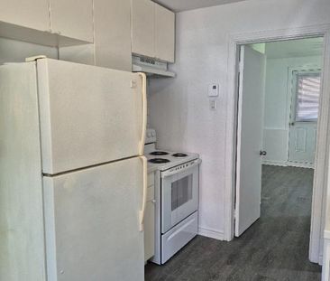 Très joli 2 1/2 dans un super quartier - Photo 1