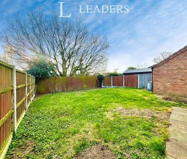 3 bedroom house to rent Rackham Close, Hopton, Great Yarmouth, NR31 - Photo 4