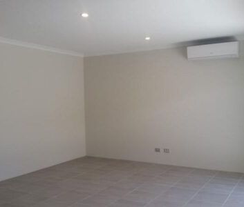 Modern Comfort in a Convenient Ellenbrook Location - Photo 4