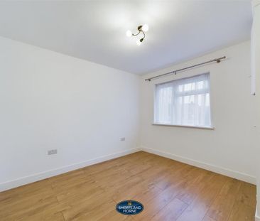 3 bedroom end of terrace house to rent - Photo 3