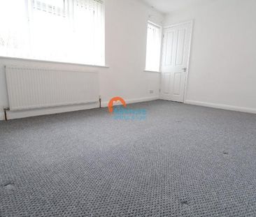2 bedroom semi-detached house to rent - Photo 4