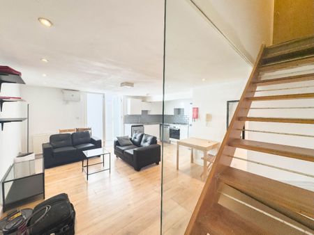 Murray Street, NW1, London - Photo 2