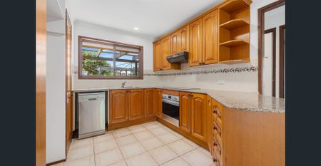 Spacious Family Home in a Convenient Clontarf Location - Photo 5
