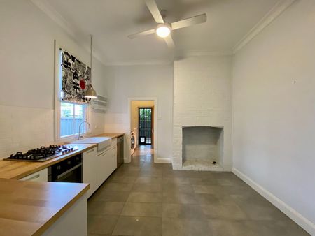 7 Bruce Street, Cooks Hill - Photo 5