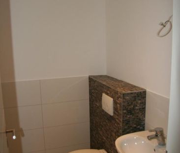 Sanierte 3-Zimmerwoh. - verkehrsberuhigte Lage - 5min vom Zentrum - Foto 1