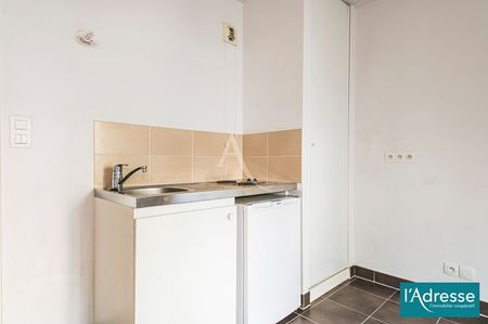 Location Appartement 1 pièce 28m² - Photo 4