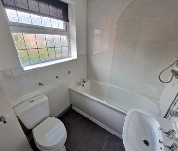 1 bedroom terraced house to rent - Photo 5