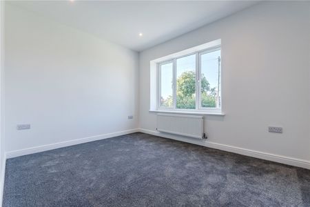 49, Outwood Lane, Horsforth, Leeds, West Yorkshire, LS18 4HU - Photo 4