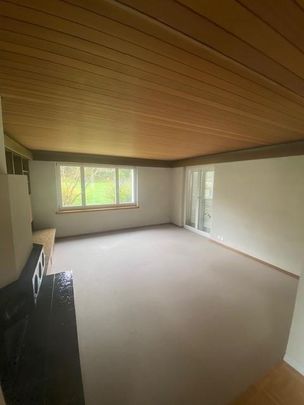 Befristet wohnen in Einfamilienhaus mit grossem Umschwung - Photo 1