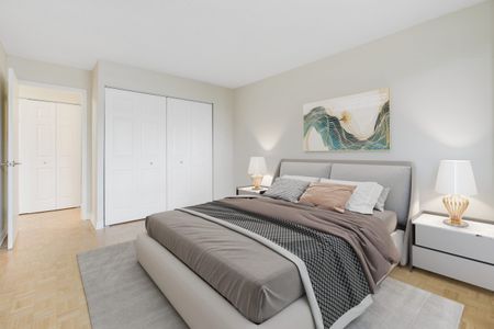 The St. Moritz - Photo 3