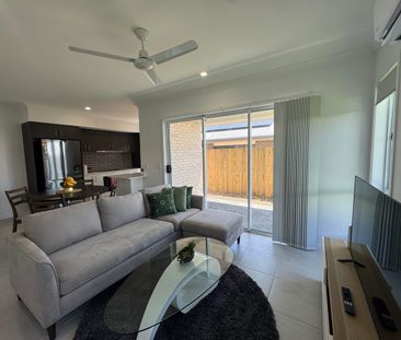 ROOMING ACCOMODATION - FULLY FURNISHED! - Photo 3