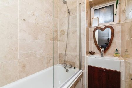 1 Bed Flat, London, E2 - Photo 5