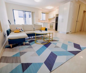 2 bed 2 bath - Photo 3