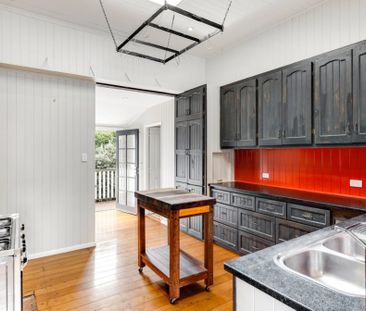 60 Herries Street, East Toowoomba QLD 4350 - House For Rent | Domain - Photo 1