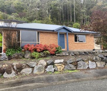 Modern Living - Photo 3