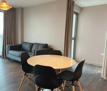 2 bedroom apartment to rent - Photo 4