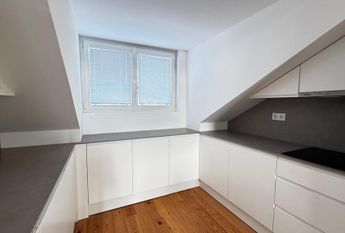 1 Bedroom Apartment with a view, Lapa, Lisboa