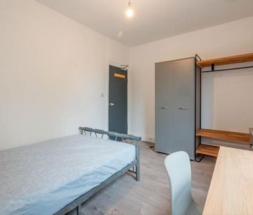 8 bedroom house to rent - Photo 3