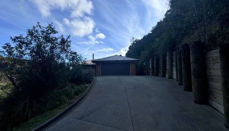 4 Bedrooms Stokes Valley - Photo 5