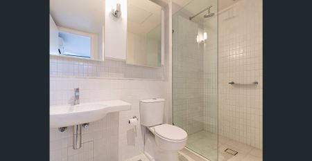 In the Heart of Elwood - Photo 5