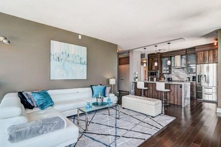 For Lease - 219 Fort York Boulevard Unit# LPH 3702, Toronto, Ontario - Photo 5