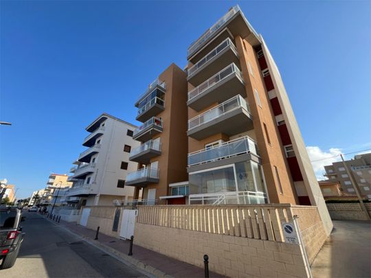 Piso de alquiler en Carrer Les Neus, 56, Piles - Photo 1