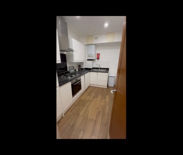 Room in a Shared House, Hanover Road, N15 - Photo 2