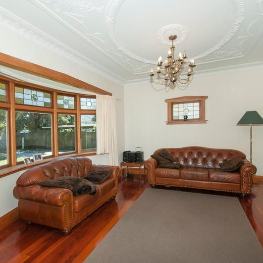 Family home at Ludlam Crescent - Photo 1