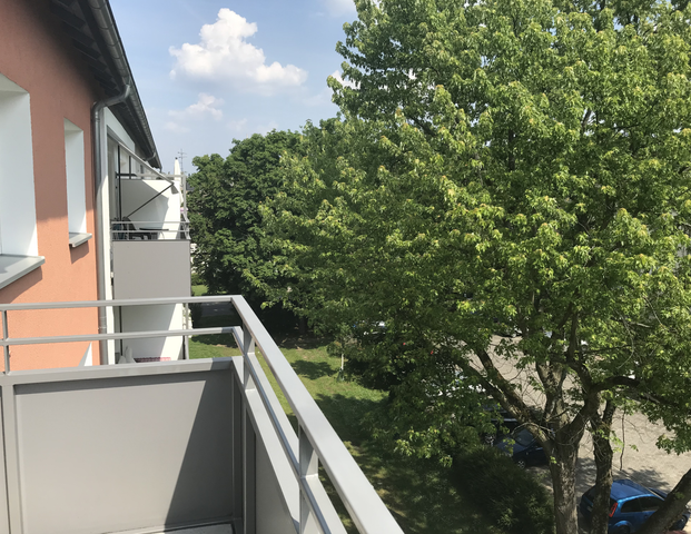 Gemütliche Wohnung mit Balkon - Photo 1