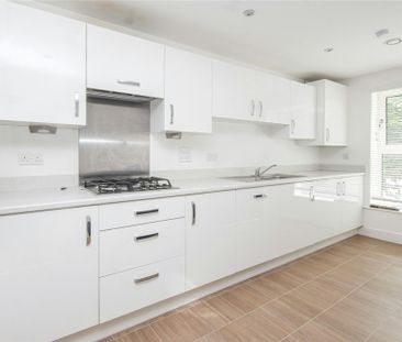 Bridge Road East, Welwyn Garden City, Welwyn Garden City, AL7 1JR - Photo 3